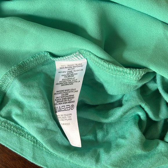 Cute tank bundle - Picture 9 of 9